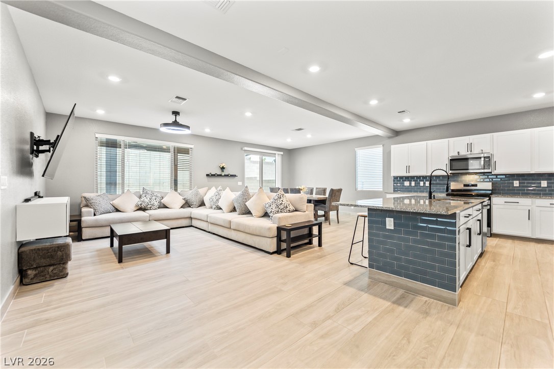 7975 Terra Barossa Street Las Vegas NV 89113