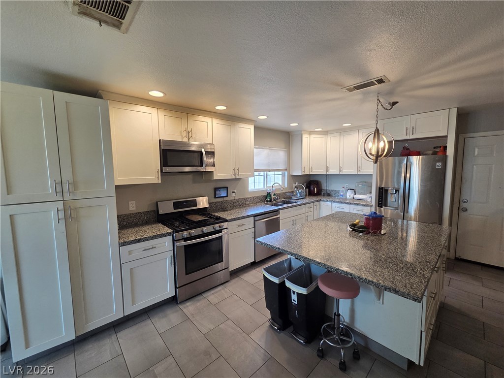 912 Alan Shepard Street Las Vegas NV 89145