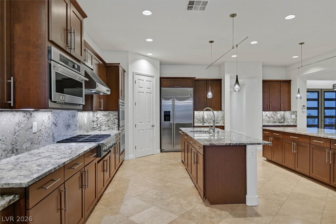 21 Grand Masters Drive Las Vegas NV 89141