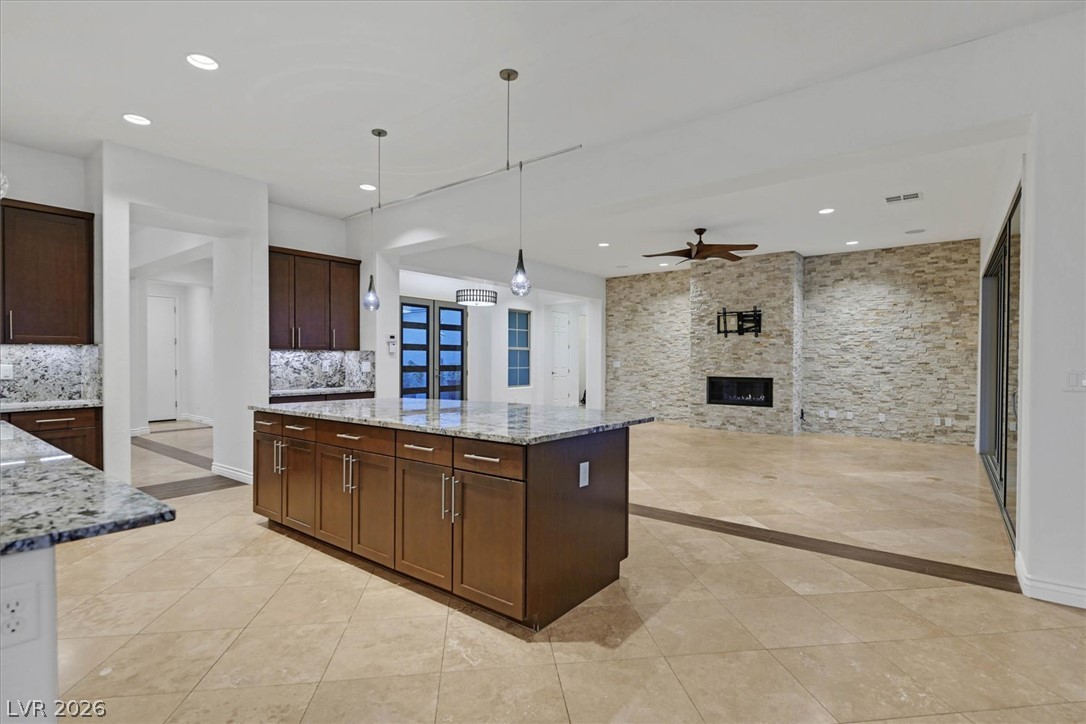 21 Grand Masters Drive Las Vegas NV 89141