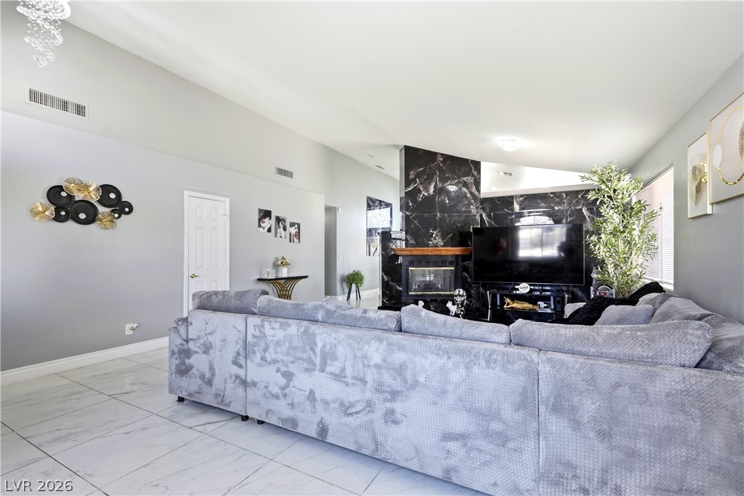 7535 Meadowoak Lane Las Vegas NV 89147