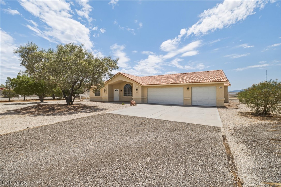 841 East Falcon Street Pahrump NV 89048