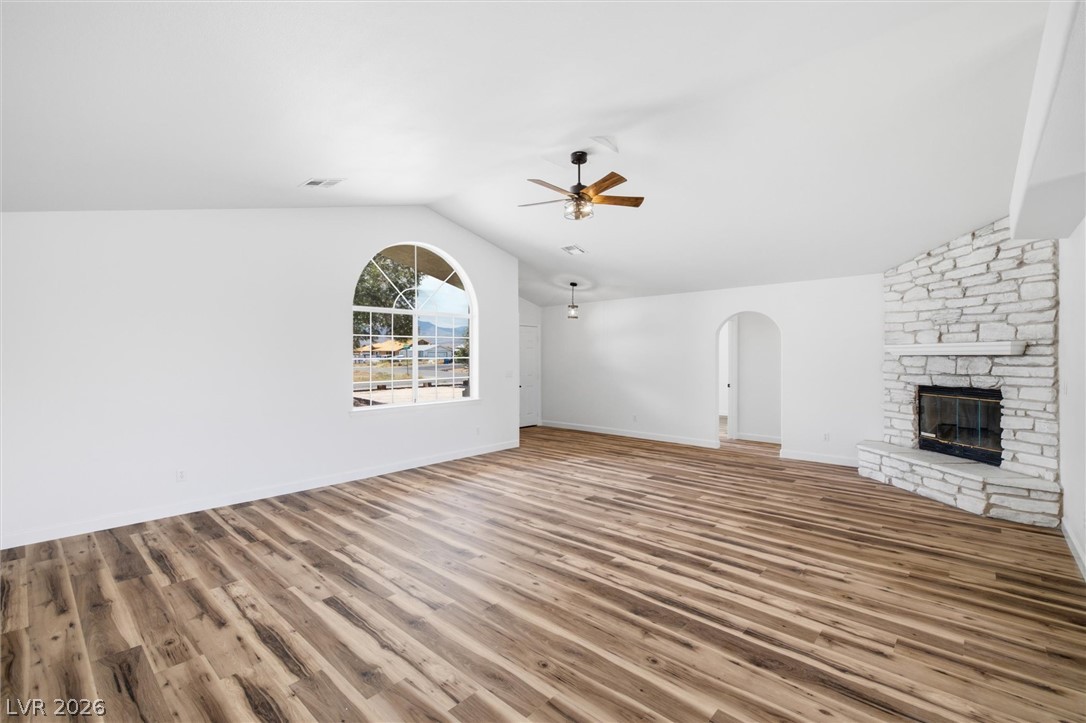 841 East Falcon Street Pahrump NV 89048