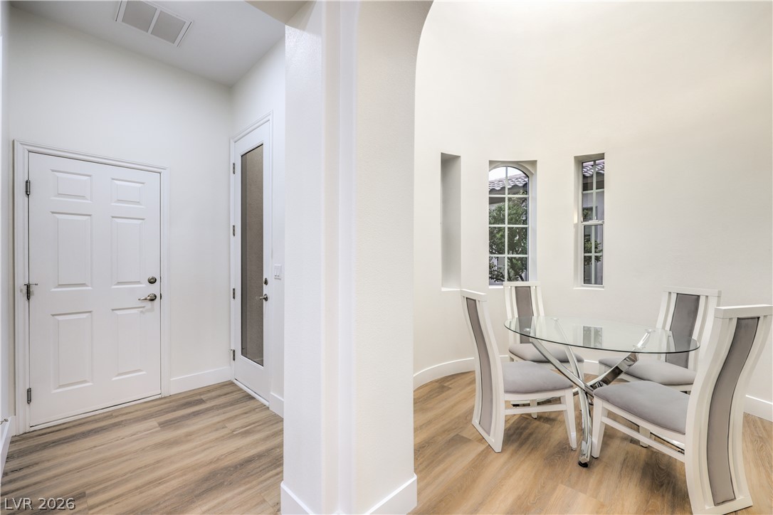 2571 Red Springs Drive Las Vegas NV 89135