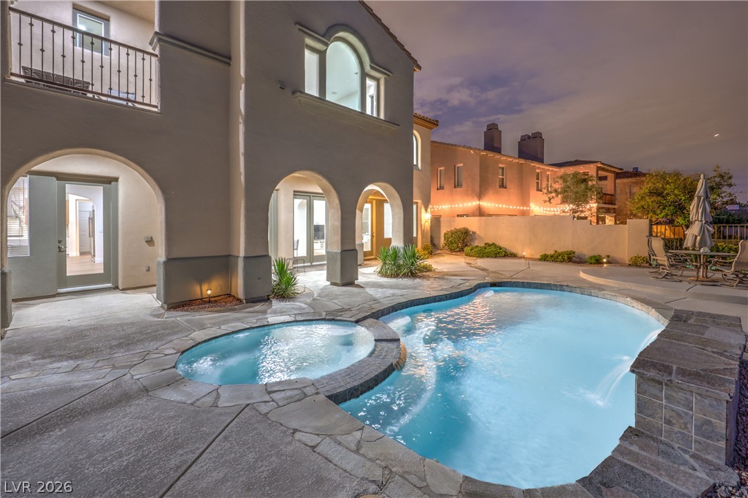 2571 Red Springs Drive Las Vegas NV 89135