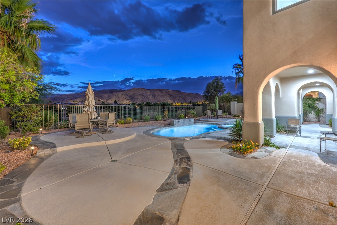 2571 Red Springs Drive Las Vegas NV 89135