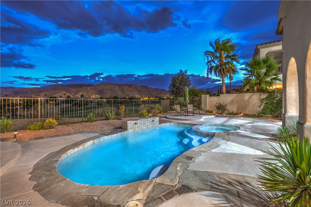 2571 Red Springs Drive Las Vegas NV 89135