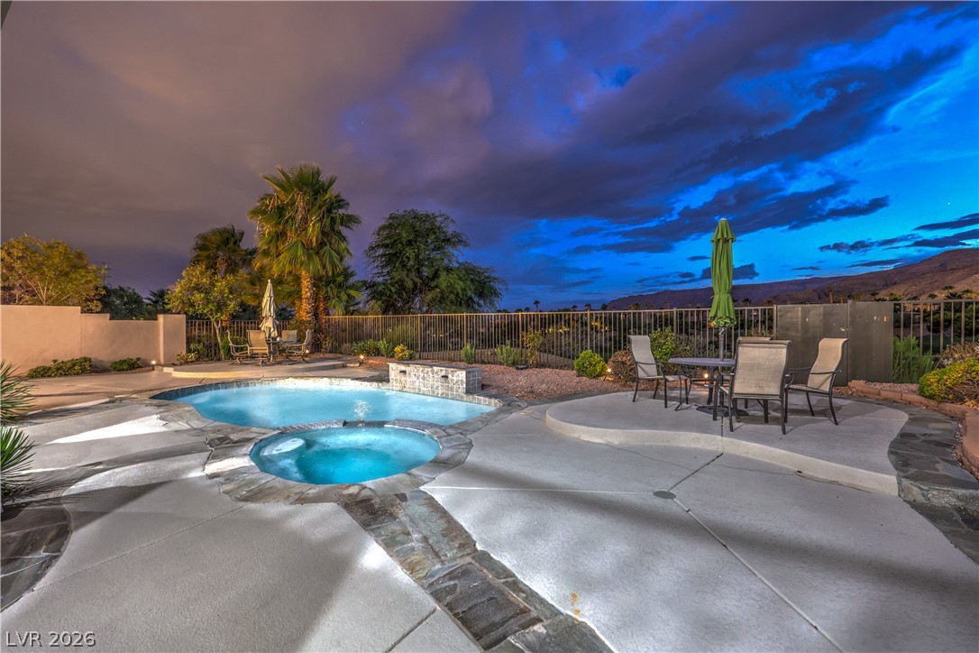 2571 Red Springs Drive Las Vegas NV 89135