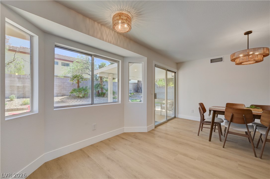 3131 White Rose Way Henderson NV 89014