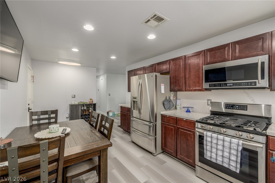 5204 Holmby Avenue Las Vegas NV 89146