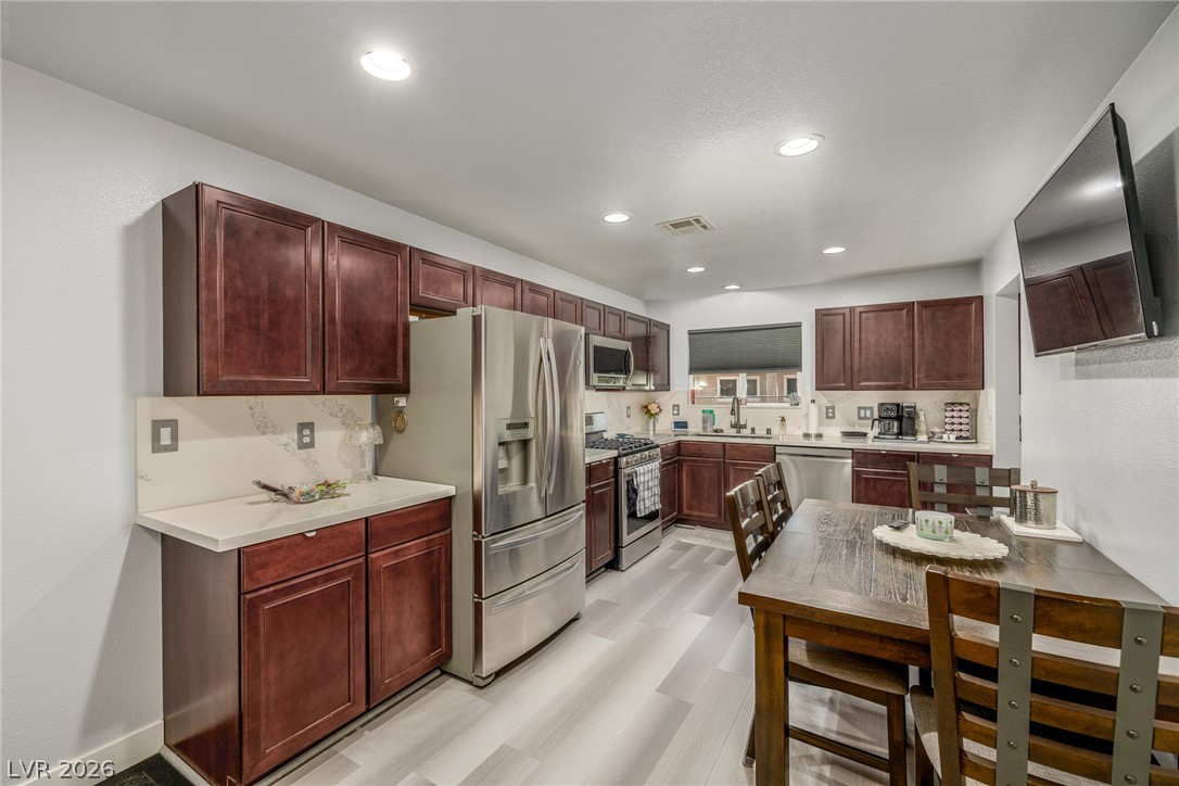 5204 Holmby Avenue Las Vegas NV 89146