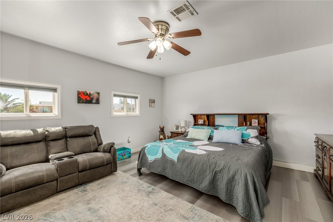 5204 Holmby Avenue Las Vegas NV 89146