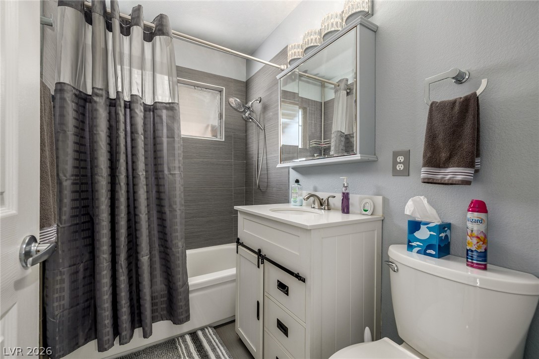 5204 Holmby Avenue Las Vegas NV 89146