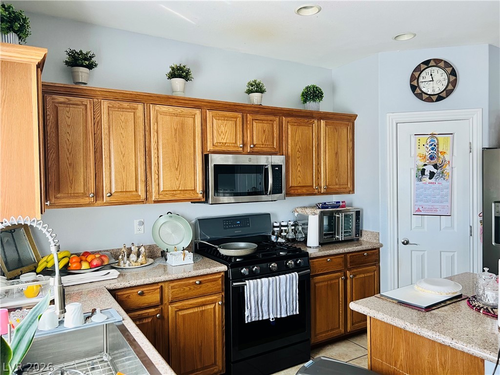 2213 Dale Bumpers Court North Las Vegas NV 89081