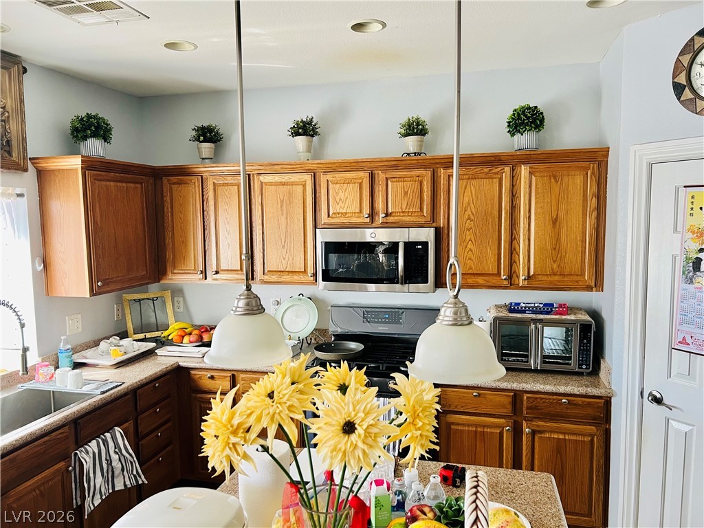 2213 Dale Bumpers Court North Las Vegas NV 89081