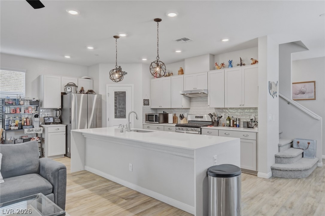 8494 Torozo Avenue Las Vegas NV 89149