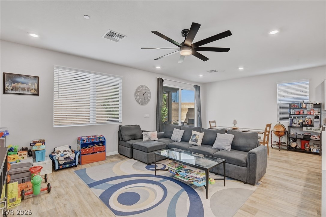 8494 Torozo Avenue Las Vegas NV 89149