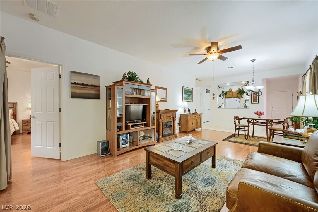 2817 Ground Robin Drive North Las Vegas NV 89084