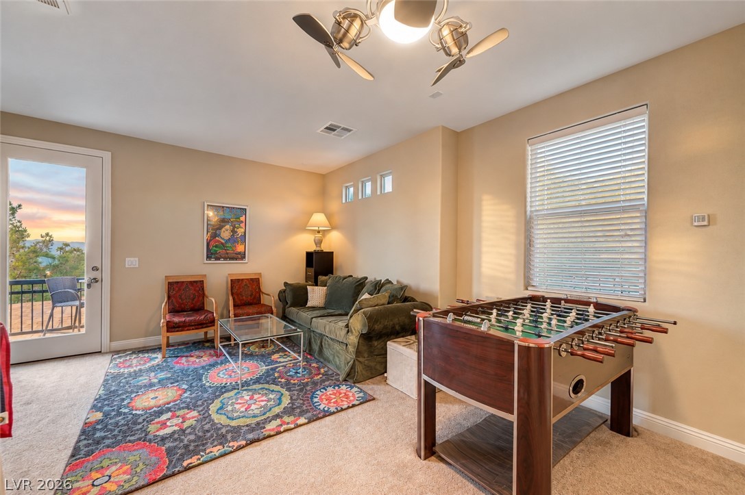 253 Goldstar Street Henderson NV 89012