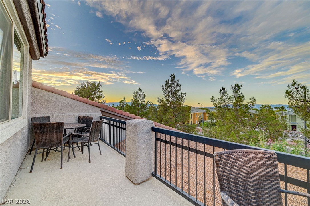 253 Goldstar Street Henderson NV 89012