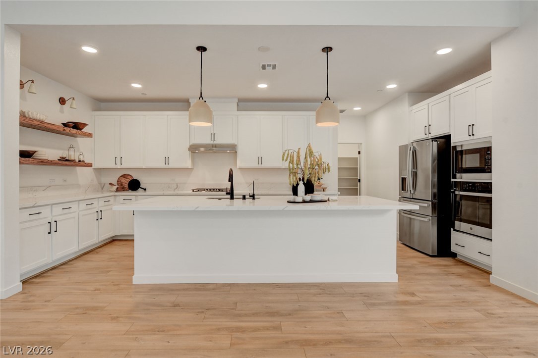 10151 Evergreen Pine Street Las Vegas NV 89166