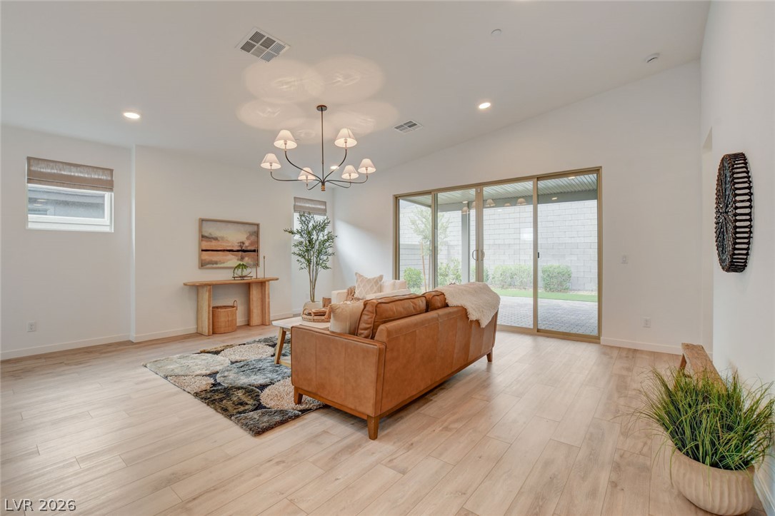 10151 Evergreen Pine Street Las Vegas NV 89166