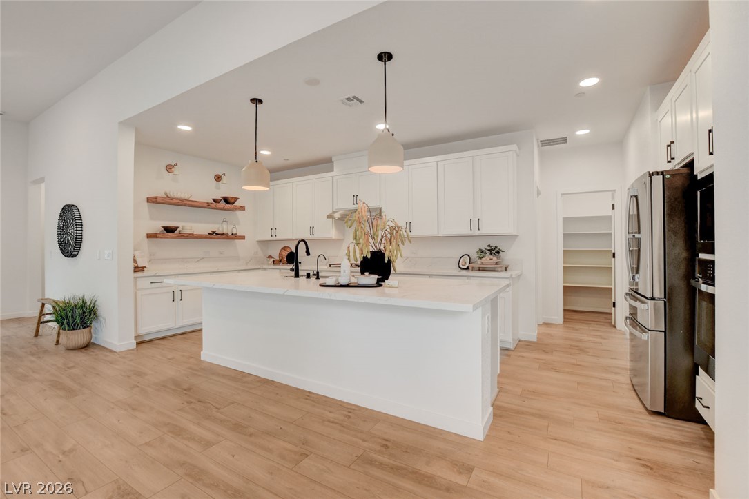 10151 Evergreen Pine Street Las Vegas NV 89166