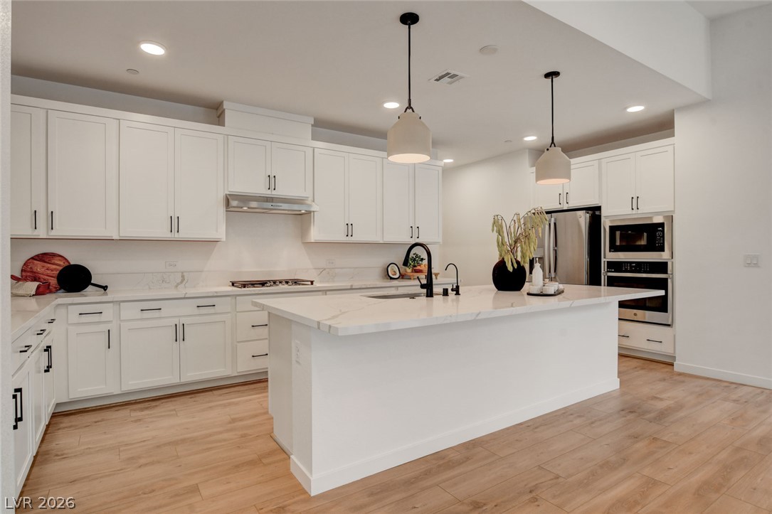 10151 Evergreen Pine Street Las Vegas NV 89166
