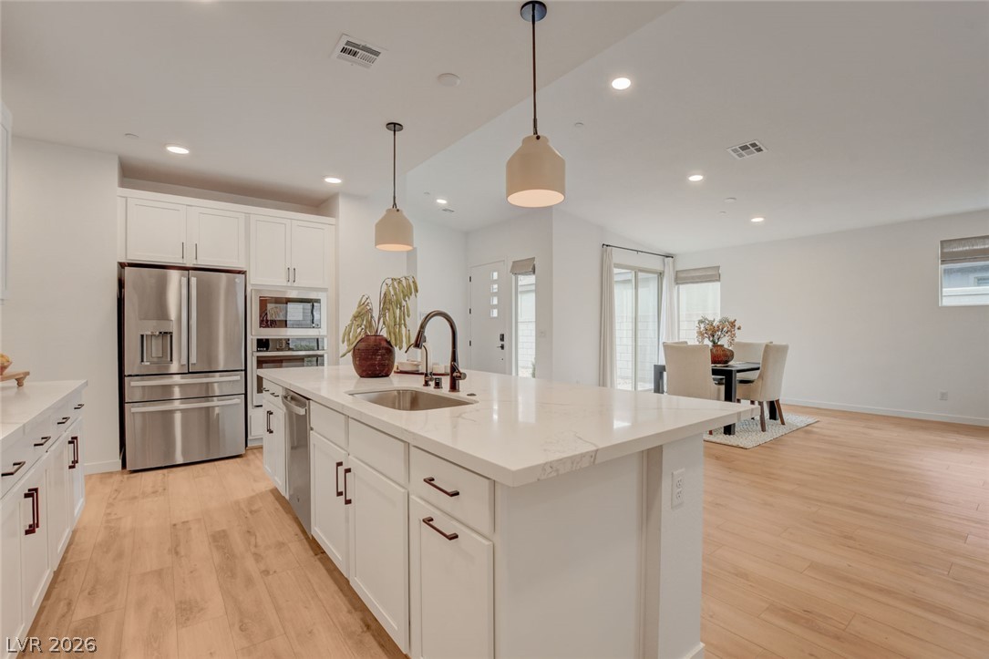 10151 Evergreen Pine Street Las Vegas NV 89166