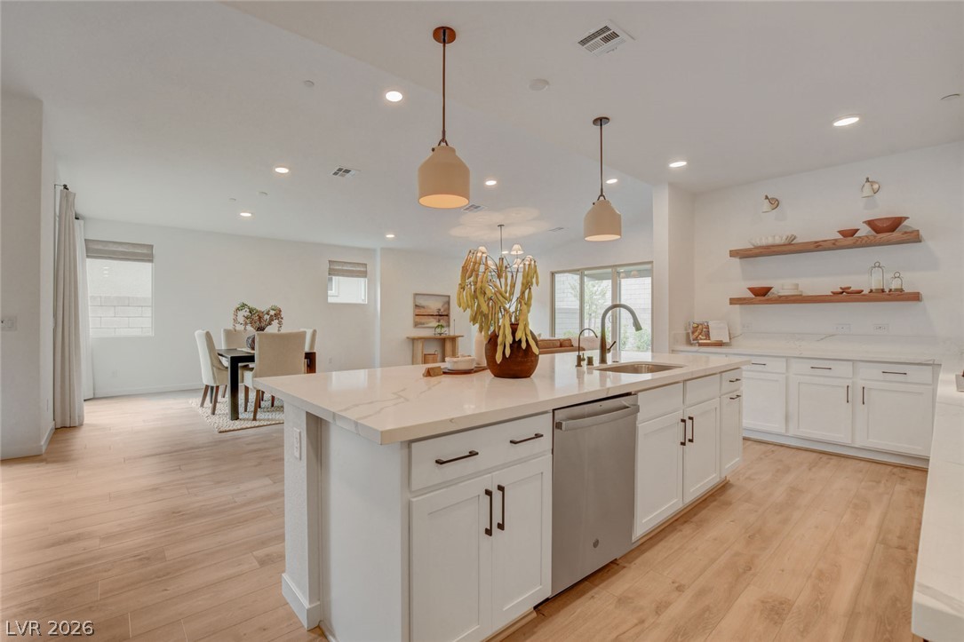 10151 Evergreen Pine Street Las Vegas NV 89166