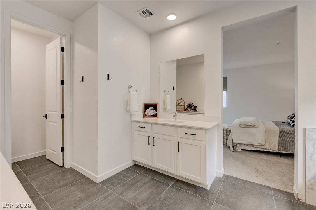 10151 Evergreen Pine Street Las Vegas NV 89166