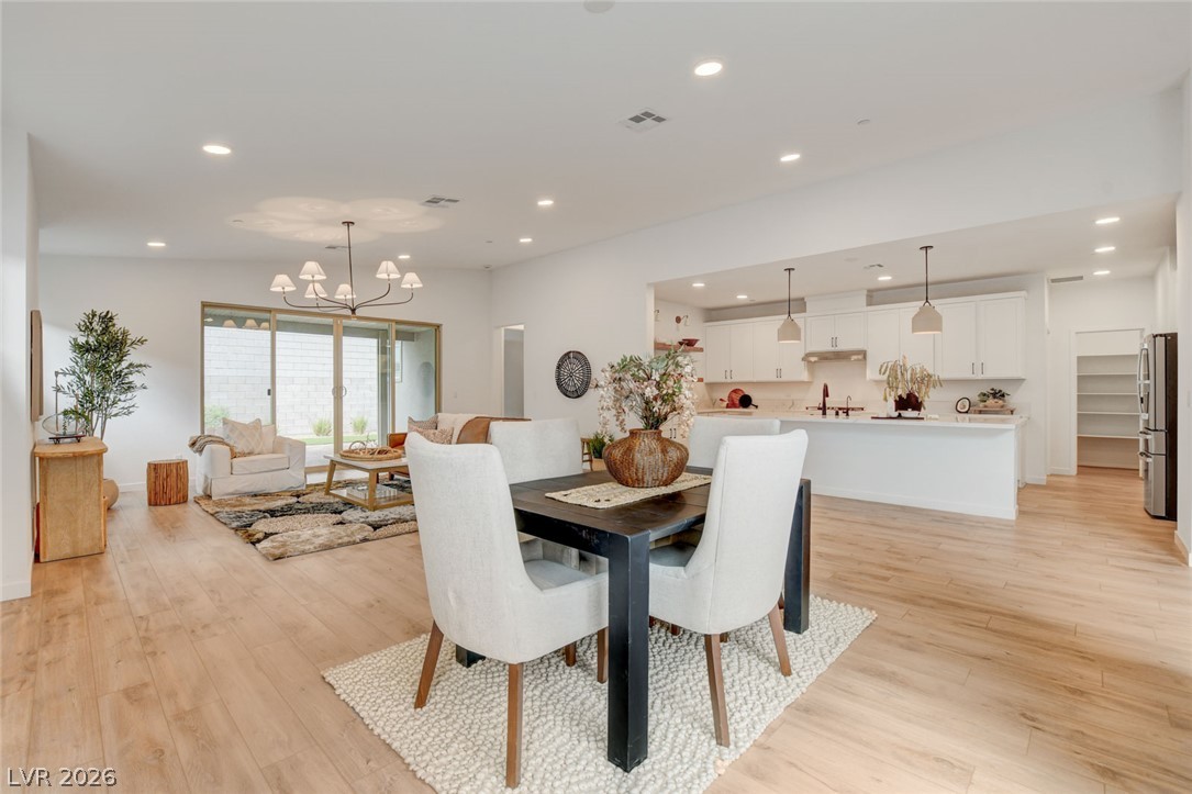 10151 Evergreen Pine Street Las Vegas NV 89166
