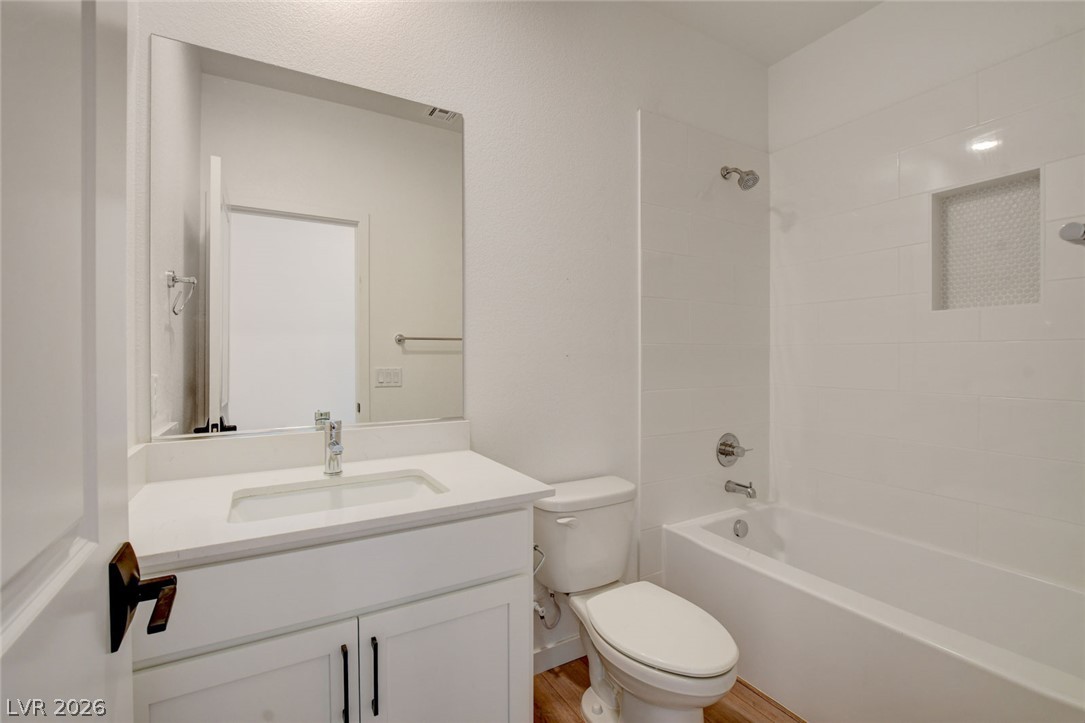 10151 Evergreen Pine Street Las Vegas NV 89166