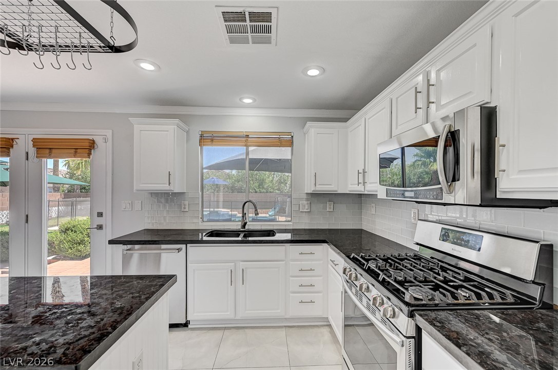 3720 Russell Peterson Court Las Vegas NV 89129