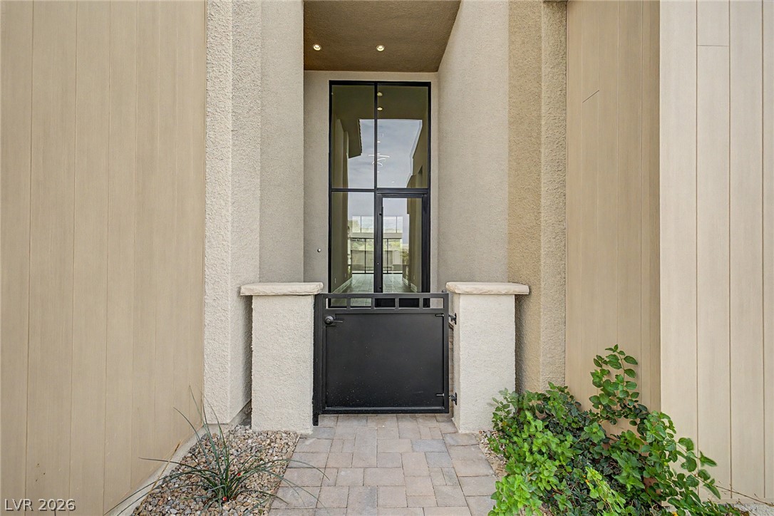 10865 Agate Cliffs Avenue Las Vegas NV 89135