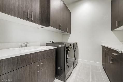 10865 Agate Cliffs Avenue Las Vegas NV 89135