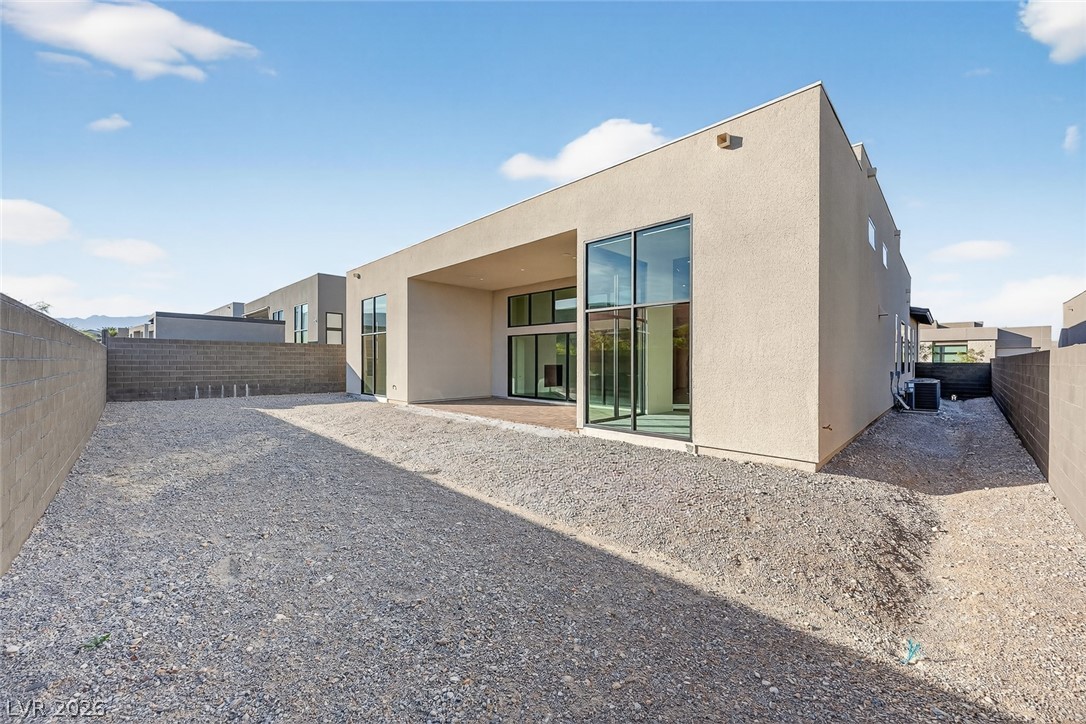 10865 Agate Cliffs Avenue Las Vegas NV 89135