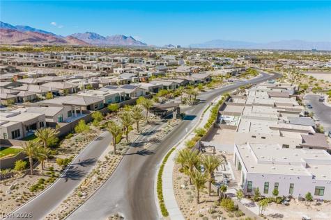 10865 Agate Cliffs Avenue Las Vegas NV 89135