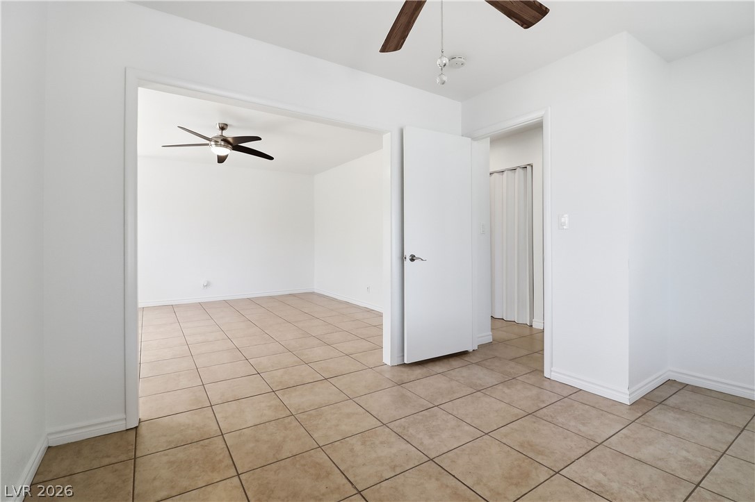 4759 Woodlake Avenue Las Vegas NV 89147