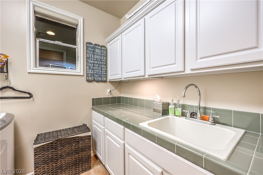 24 Cross Ridge Street Las Vegas NV 89135