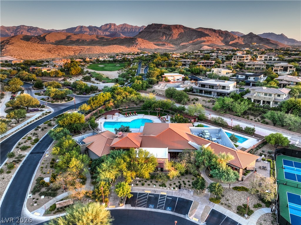 24 Cross Ridge Street Las Vegas NV 89135