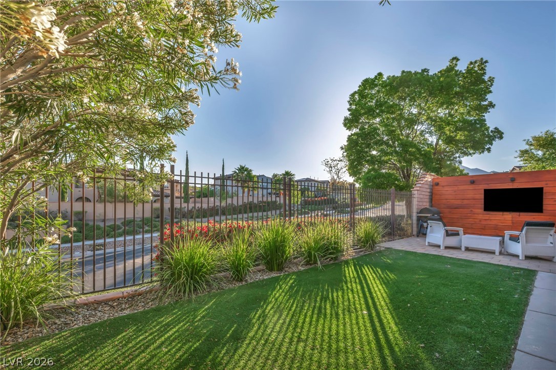 617 Apricot Rose Place Las Vegas NV 89138