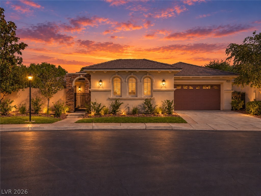 10860 Sterling Forest Avenue Las Vegas NV 89135