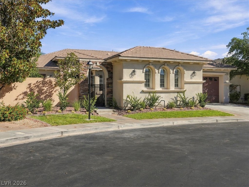 10860 Sterling Forest Avenue Las Vegas NV 89135