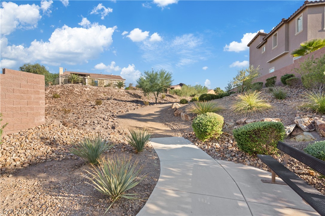 32 Verde Rosa Drive Henderson NV 89011