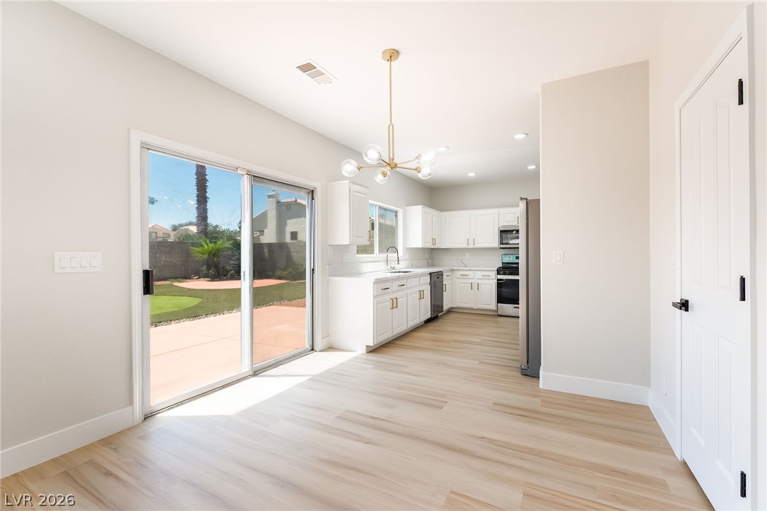 1293 Silver Knoll Avenue Las Vegas NV 89123