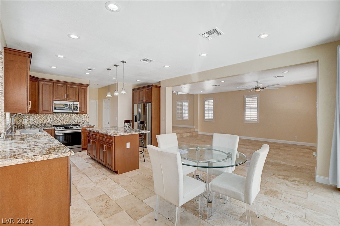 9083 Iron Crow Avenue Las Vegas NV 89147