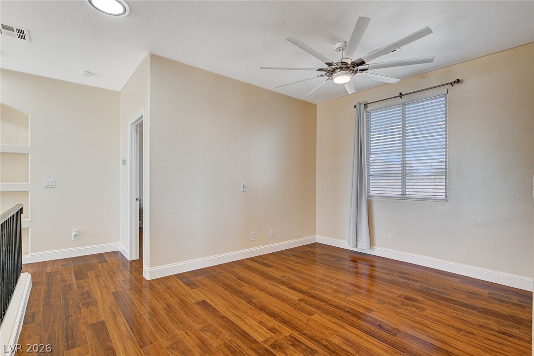 9083 Iron Crow Avenue Las Vegas NV 89147