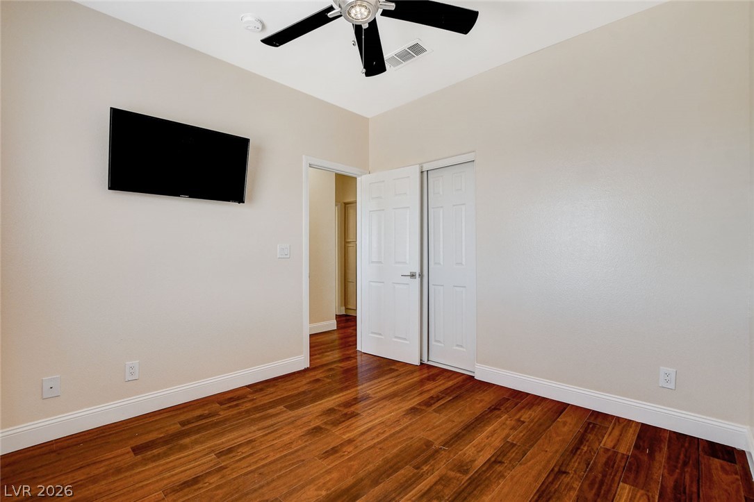 9083 Iron Crow Avenue Las Vegas NV 89147