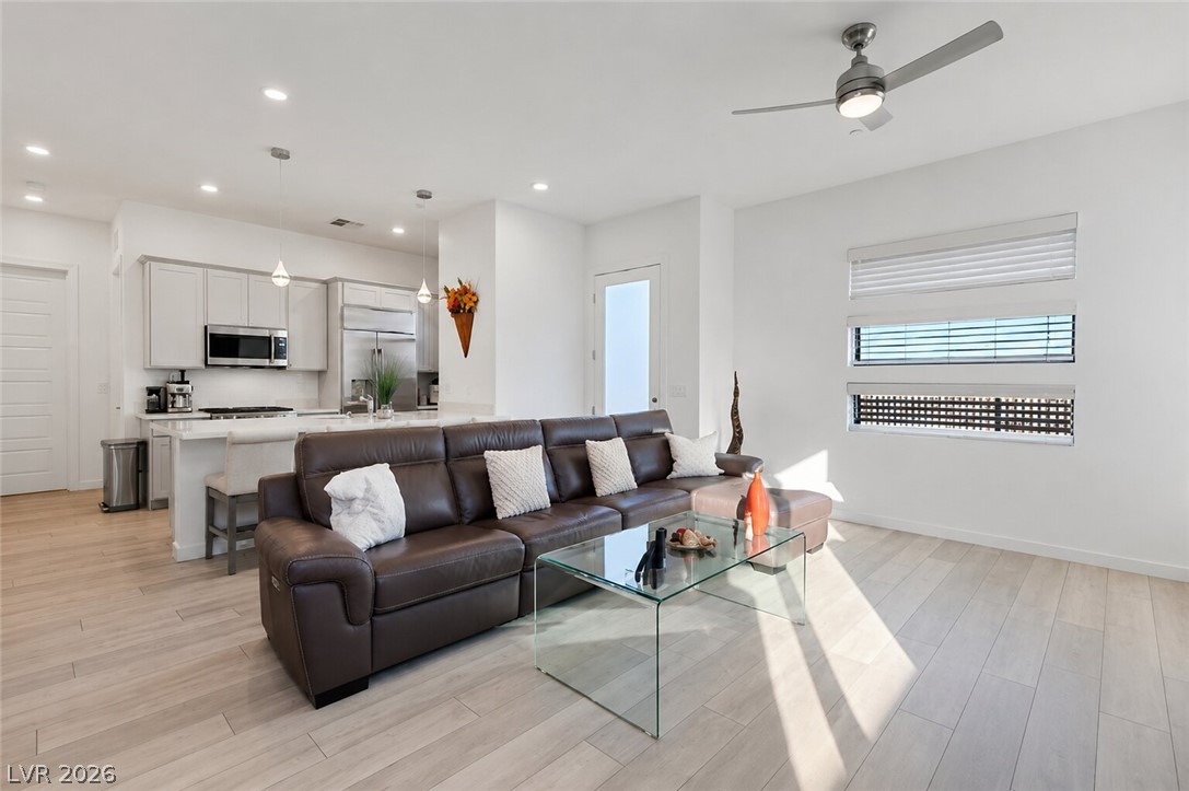912 Allister Fields Lane Las Vegas NV 89138